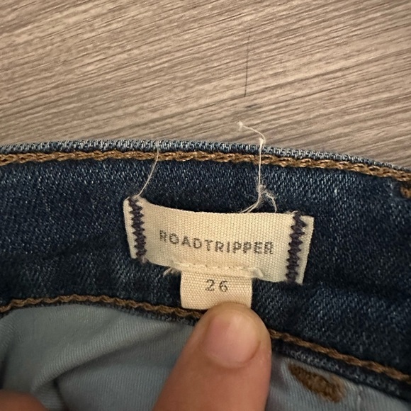 Madewell roadtripper jeans , size 26, blue wash - Picture 7 of 7